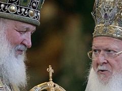Russian Church suspends commemoration of Pat. Bartholomew and concelebration with Constantinople hierarchs, Eucharistic communion not broken