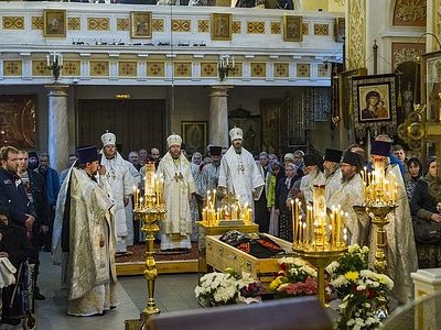 Митрополит Псковский Тихон совершил отпевание бывшего наместника Псково-Печерского монастыря архимандрита Тихона (Секретарева)