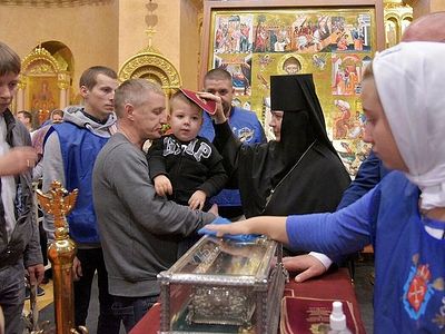 Более 65 тысяч человек поклонилось мощам святителя Спиридона Тримифунтского в Санкт-Петербурге