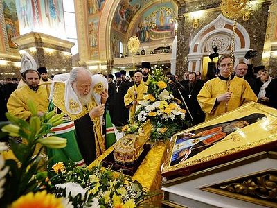 Святейший Патриарх Кирилл совершил молебен перед мощами свт. Луки (Войно-Ясенецкого)