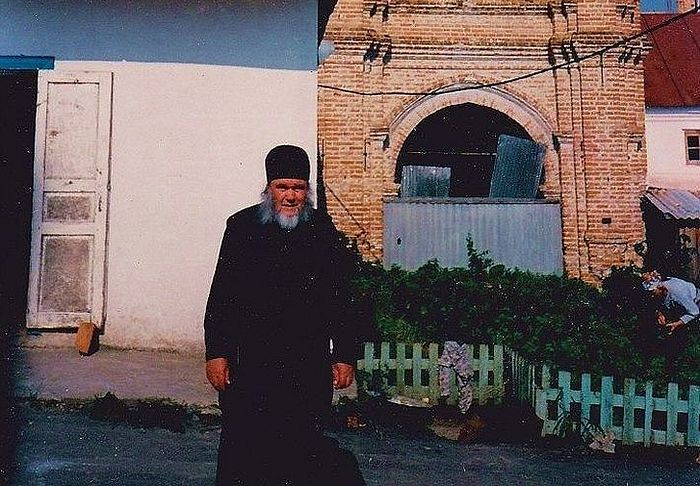 Фото отца ипполита из рыльского монастыря