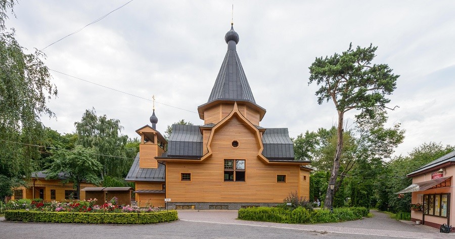 Church of St. Nicholas the Wonderworker at the Solomennaya guardhouse. 1996 – 7.
