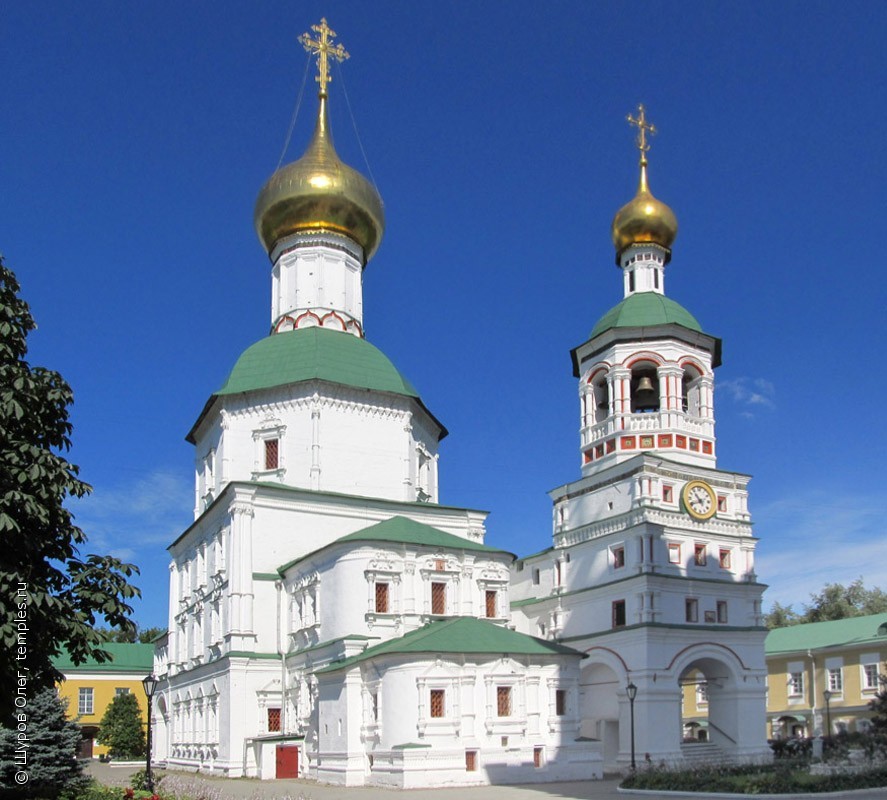 Church of St. Nicholas the Wonderworker in the St. Nicholas Perervinsky Monastery. 1696 – 7.