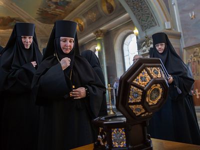 Никольскому Шостьенскому монастырю передан ковчег с частицей Пояса Пресвятой Богородицы