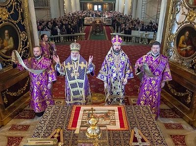 В Александро-Невской лавре молитвенно почтили память преподобного Серафима Вырицкого в день рождения святого