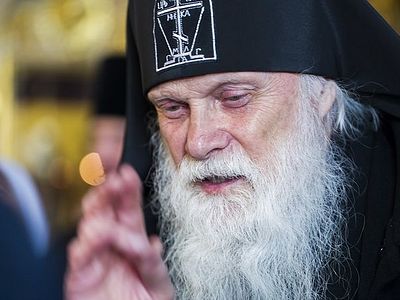 Я молюсь, чтобы новый президент Украины дистанцировался от церковных вопросов