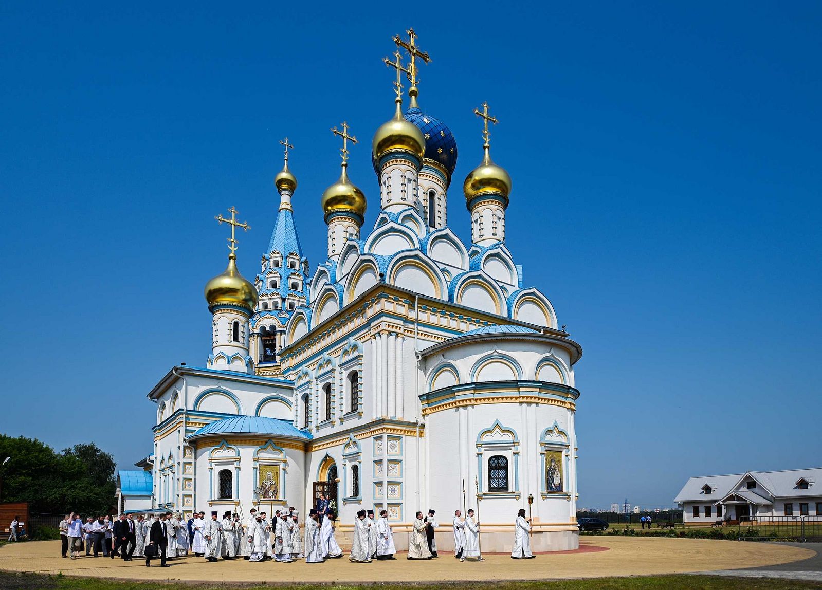 Храмы в честь божьей матери. Храм в поселке Рублево. Храм в Рублево Неувядаемый цвет. Храм в честь иконы Божией матери Неувядаемый цвет в поселке Рублево. Храм иконы Неувядаемый цвет в Рублево.