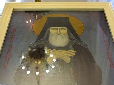 В Яранской епархии обретены мощи святого XVII века преподобного Леонида Устьнедумского