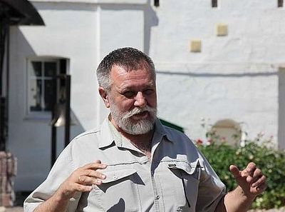 «Продолжить правду о человеке»