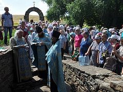 Cross processions held in honor of All Belarusian Saints in Belarus and 300-year-old holy spring in Ukraine (+ VIDEOS)