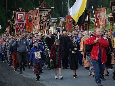 60 000 человек приняли участие в Царском крестном ходе в Екатеринбурге
