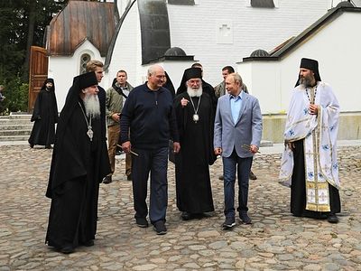 Владимир Путин и Президент Республики Беларусь Александр Лукашенко посетили Валаамский монастырь