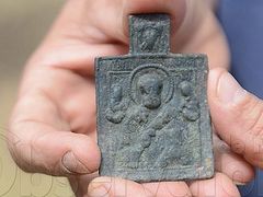 16th century St. Nicholas icon discovered during excavations at Moldovan fortress