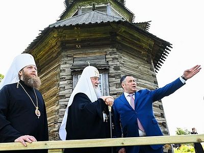Святейший Патриарх Кирилл посетил храмы Торжка
