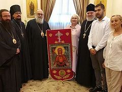 Antiochian Patriarch receives Russian humanitarian mission to Syria