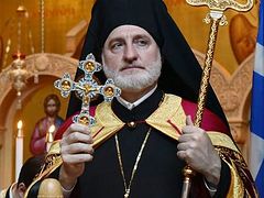 Greek archbishop celebrates Transfiguration at Elder Ephraim’s St. Anthony’s Monastery