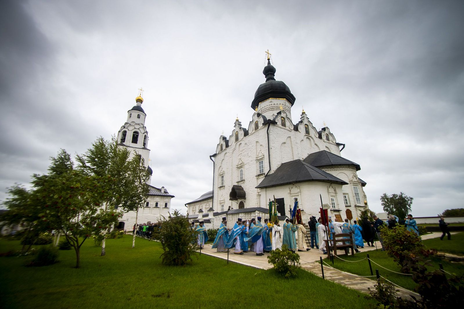 Успенский собор свияжск фото