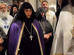 New abbess enthroned at Holy Trinity-St. Nektarios Monastery on Aegina