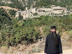 Previously assaulted Ukrainian bishop tells Athonite monks about persecution in Ukraine
