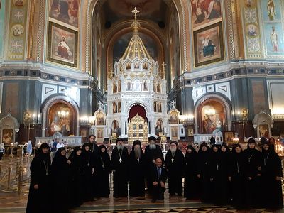 Делегация игуменов и игумений Коптской Церкви посетила православные святыни Москвы и Подмосковья