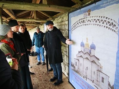 Память о памятниках