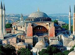 Απίστευτη πρόκληση τουρκικών ΜΜΕ : Δικαστήριο μπορεί να μετατρέψει την Αγιά Σοφιά σε τζαμί