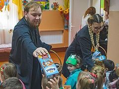 Priests of Odessa Diocese provide assistance to disabled orphans (+ VIDEOS)
