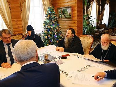 Прошло заседание Попечительского совета по возрождению Саровской и Дивеевской обителей