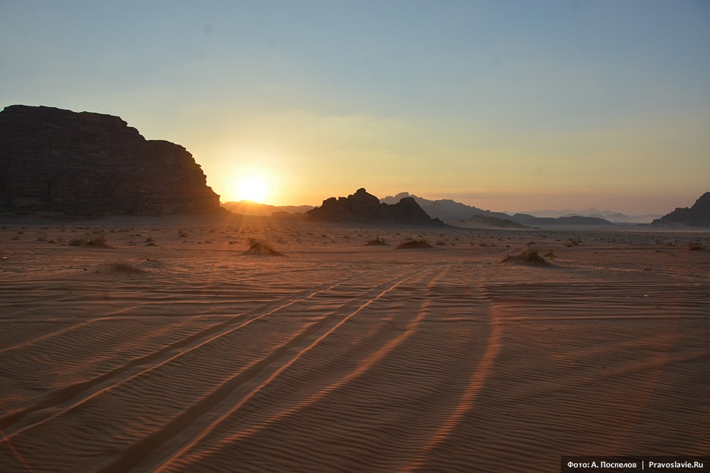 Пустыня Вади-Рам на закате