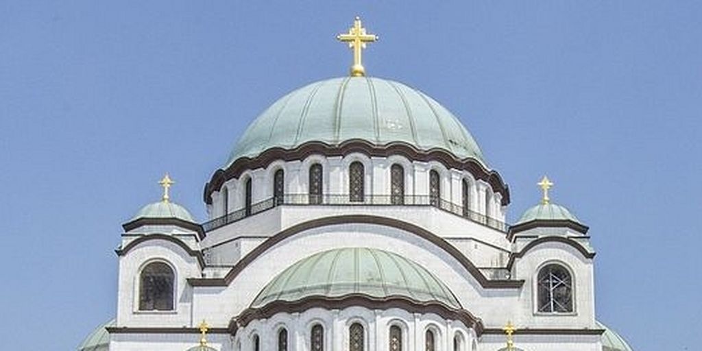 Сербская Церковь просит государство допустить народ на Пасхальные ...