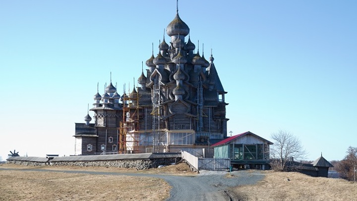 Церковь Преображения Господня на острове Киж