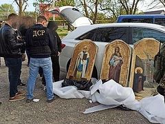 Ukrainian police arrest gang that spent two years stealing icons from churches across Ukraine