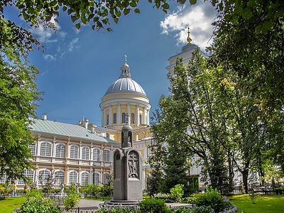 Комплекс зданий Александро-Невской лавры в Петербурге планируют отреставрировать за 10 лет
