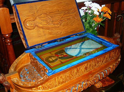 Ковчег с мощами Федора Ушакова обойдет в Кронштадте стоящие на рейды корабли