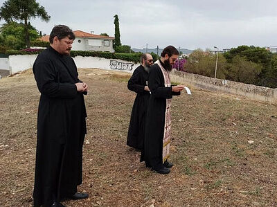 Патриарший экзарх Западной Европы совершил молебен на месте строительства первого русского храма в Португалии