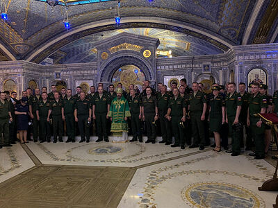 Военные связисты в день памяти своего небесного покровителя приняли участие в богослужении в Главном храме Вооруженных сил РФ