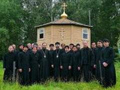 Indonesian and Filipino seminarians visit Optina Pustyn