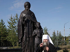 Monument to St. Anthony the Great unveiled in Nizhny Novgorod
