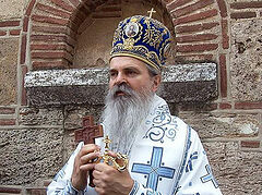Bishop calls on Kosovo Serbs not to abandon their homes, churches, monasteries