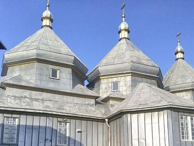 Представители «ПЦУ» предприняли рейдерскую атаку на храм канонической Церкви в Черновицкой области Украины