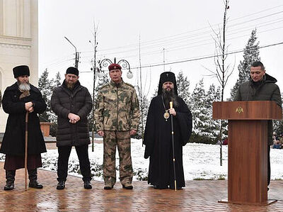 Архиепископ Махачкалинский Варлаам принял участие в открытии храмового комплекса в Грозненском соединении Росгвардии