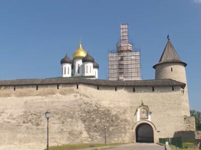 На колокольне Троицкого собора в Пскове проведут противоаварийные работы