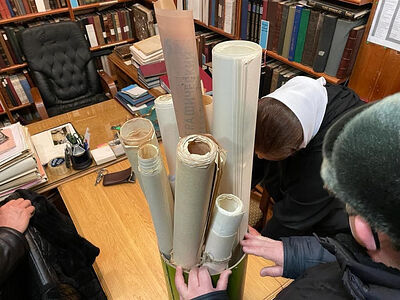 В Псково-Печерском монастыре разрабатывается научная документация по реставрации монастырских зданий