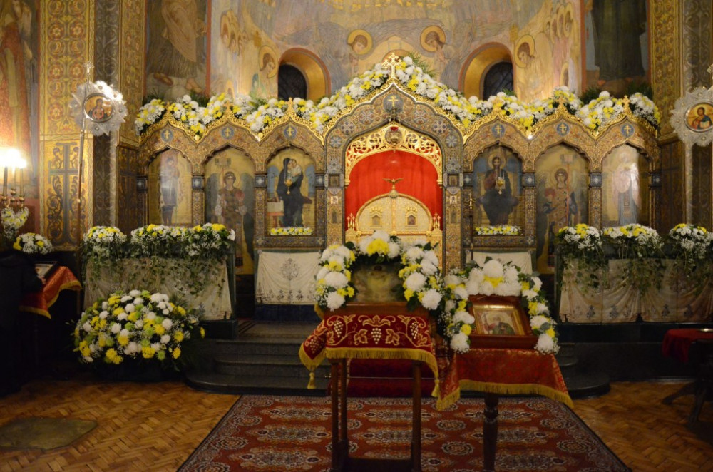Ι. Ναός του Αγίου Νικολάου στη Σόφια – Μετόχι του Πατριάρχη Μόσχας και πάσης Ρωσίας. Εσωτερική διακόσμηση.