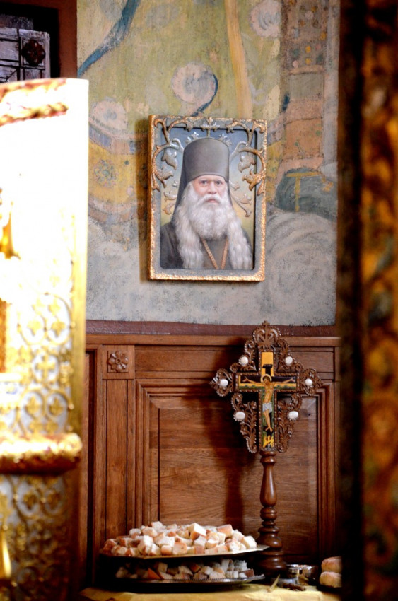 Ιερό Βήμα του Ι. Ναού του Αγίου Νικολάου στη Σόφια – Μετόχι του Πατριάρχη Μόσχας και πάσης Ρωσίας. Εσωτερική διακόσμηση.
