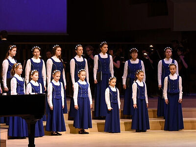 При поддержке Церковно-общественного совета по развитию русского церковного пения прошел X Московский фестиваль хоров воскресных школ