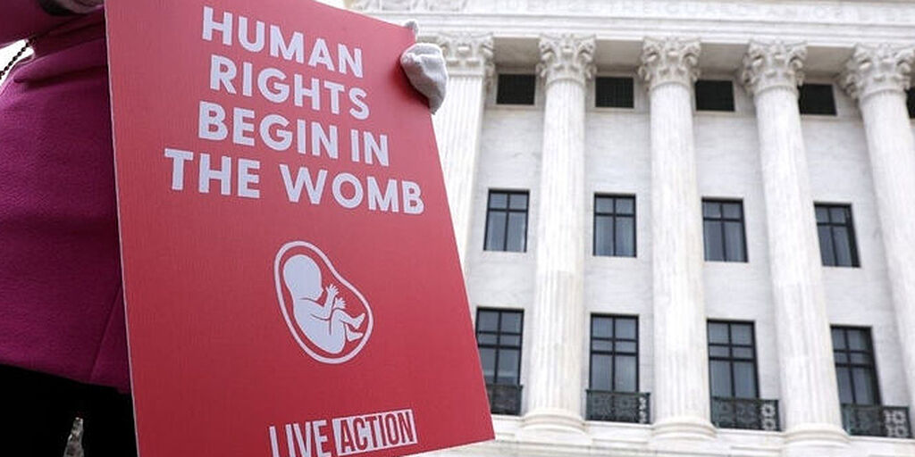 В городе Лебанон штата Огайо введен полный запрет на аборты ...