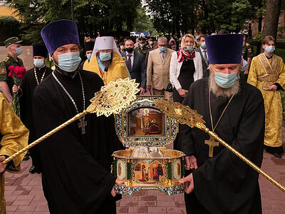 В Смоленск принесены мощи благоверного князя Александра Невского