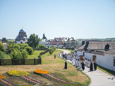 В Свияжском монастыре освящен восстановленный храм XVI века