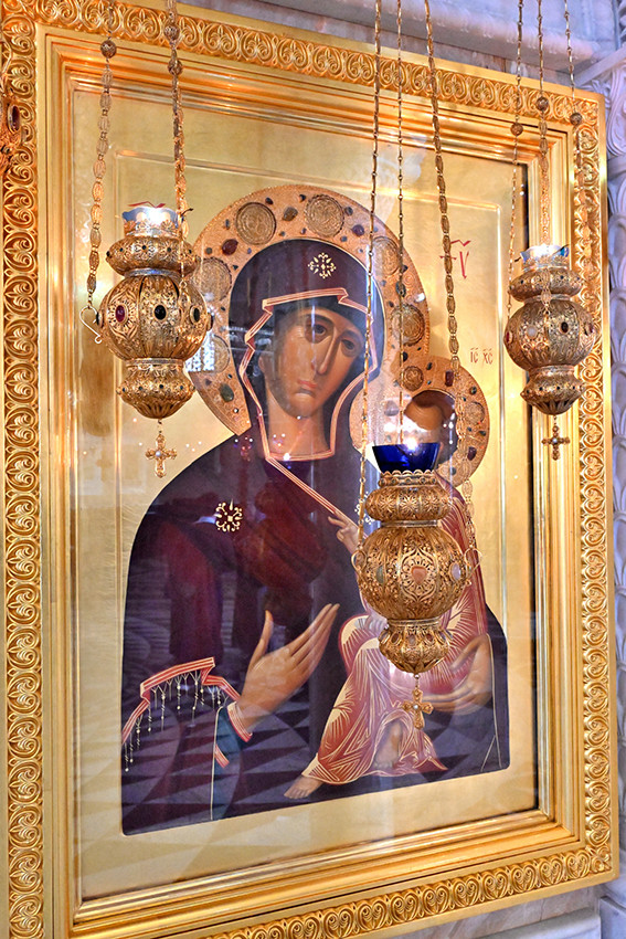 Икона Божией Матери «Тихвинская» работы сестер обители